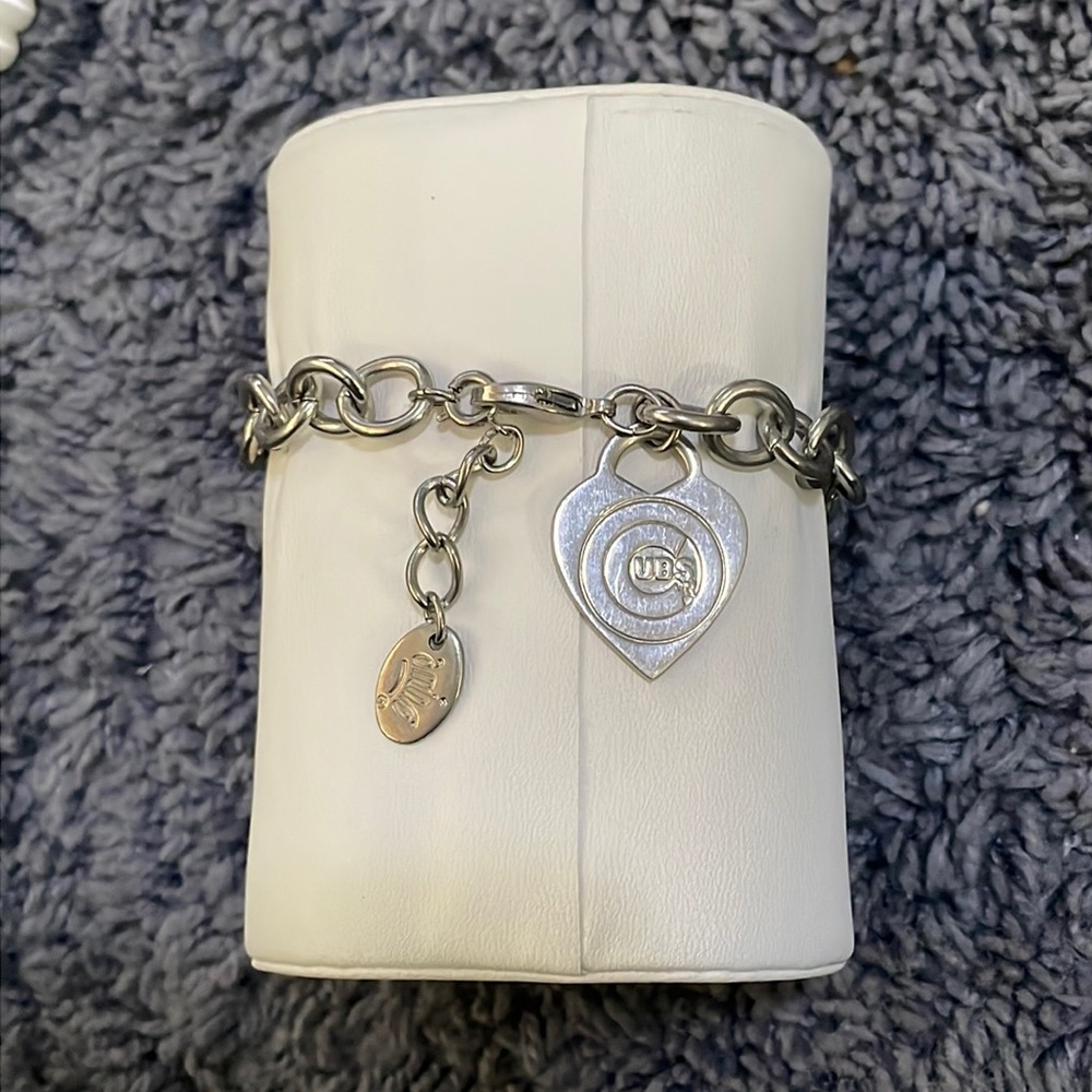 Cubs charm bracelet
